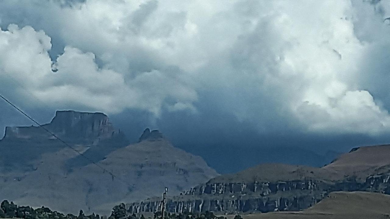 הוילה Bergview Misty Peaks Cloudlands מראה חיצוני תמונה
